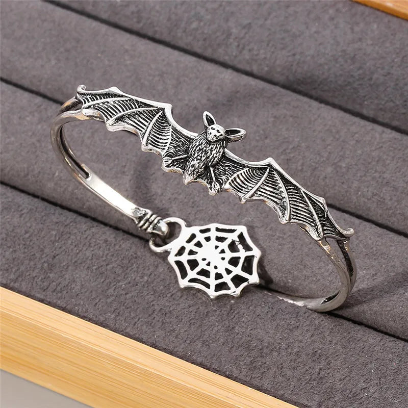 Vampire Bat Bracelet, Halloween Bracelet, Bat Jewelry, Halloween Jewelry, Gothic Bracelet, Vampire Jewelry,Halloween Costume